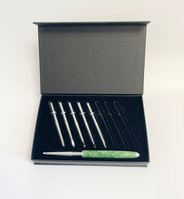 Load image into Gallery viewer, Interchangeable Crochet Hook Set