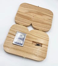 Load image into Gallery viewer, 29 Cribbage Board & Set