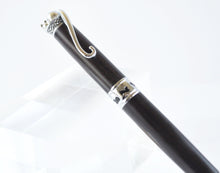 Load image into Gallery viewer, Black Cat Ballpoint Twist Pen