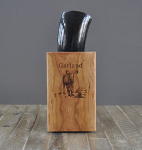 Load image into Gallery viewer, Drinking Horn & Rest