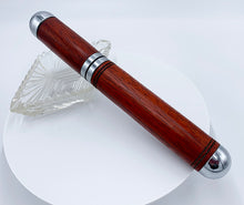 Load image into Gallery viewer, Exotic Wood Cigar Carrying Case